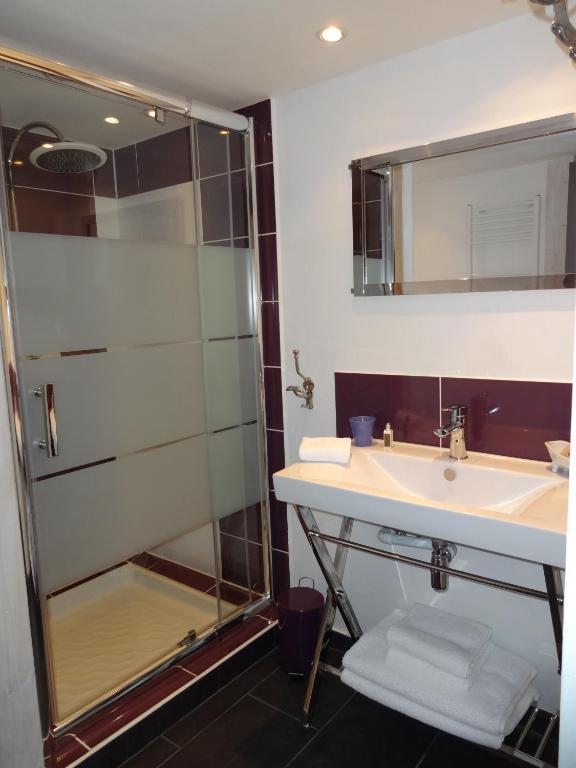 Hotel Le P'Tit Beaumont Номер фото
